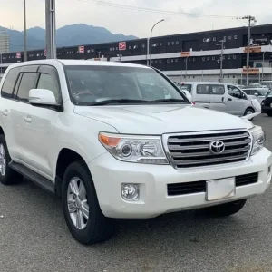 2013 Toyota Land Cruiser AX G 4.6L V8 Petrol Auto – 12K Miles – 1 Owner – Japan Spec