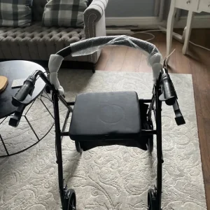 Walking aid with storage seat - Image 2