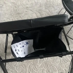 Walking aid with storage seat - Image 3