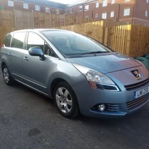 Peugeot 5008 MPV 2011 manual 1598cc 5-door
