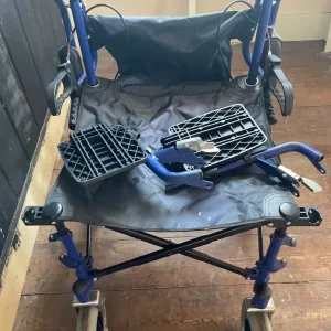 Collapsable wheelchair