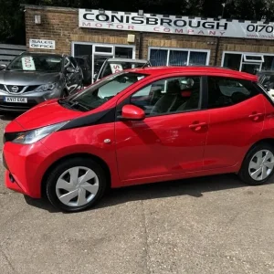 2018 Toyota AYGO 1.0 VVT-I X-PLAY 5DR Manual Hatchback Petrol Manual - Image 4