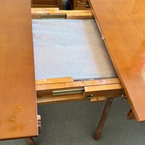 Oval dining table - Mahogany with hidden insert - Image 6