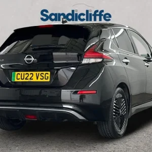 2022 Nissan Leaf Tekna Hatchback Electric - Image 4