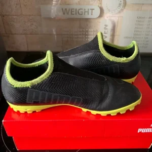 Astro boots size 2 - Image 2