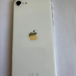 iPhone SE 2020 - Image 2