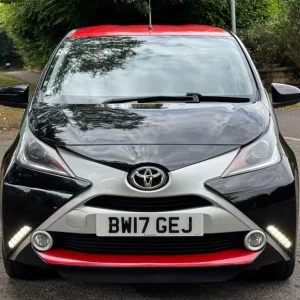 2017 Toyota Aygo 1.0 VVT-i x-press Euro 6 5-door hatchback petrol manual - Image 8