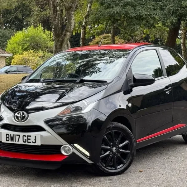 2017 Toyota Aygo 1.0 VVT-i x-press Euro 6 5-door hatchback petrol manual