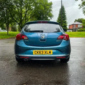 2014 Vauxhall Astra 2L Diesel Manual Hatchback - Image 4
