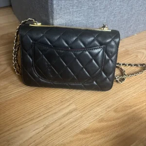 Chanel HandBag - Image 2