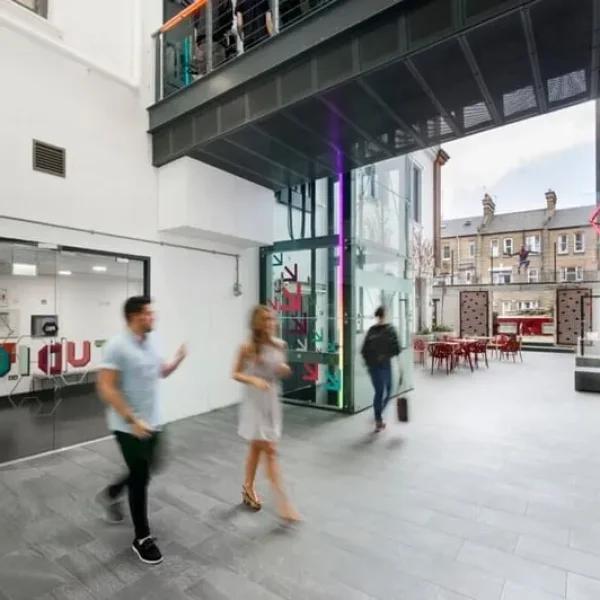 Unfurnished office spaces for 10 to 60 desks