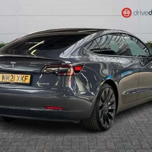2021 Tesla Model 3 Dual Motor Performance 4-door Electric - Image 3