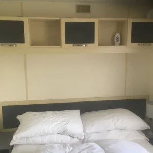 3-bedroom caravan with double glazing and electric heating - Image 7