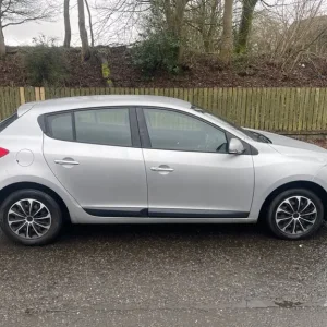 2011 Renault Megane 1.6 16V 110 Expression 5-door hatchback - Image 7