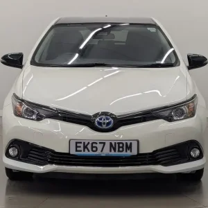 2017 Toyota Auris VVT-h Hybrid Hatchback - Image 6