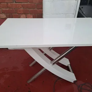 White table - Image 4