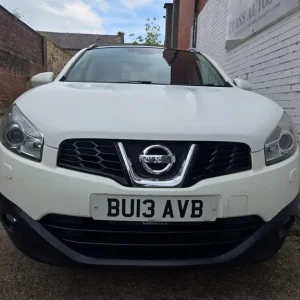 2013 Nissan Qashqai 1.6 Tekna CVT 2WD Petrol Hatchback - Image 2