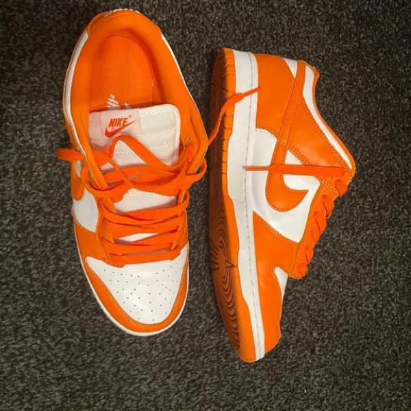 Nike Dunk Low Trainers Size 8 White Orange