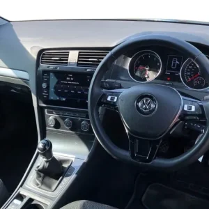 2017 Volkswagen Golf 1.0 TSI 110 SE [Nav] 5dr Hatchback PETROL Manual - Image 3