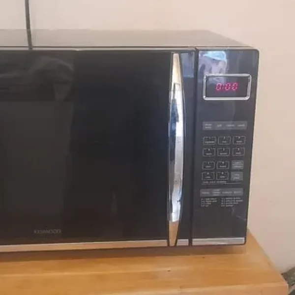 Kenwood 3-in-1 microwave oven grill