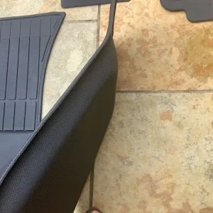 Tesla 2022 Model Y boot liner and mats - Image 3