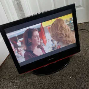 20" Medion TV with DVD and Freeview - Image 4