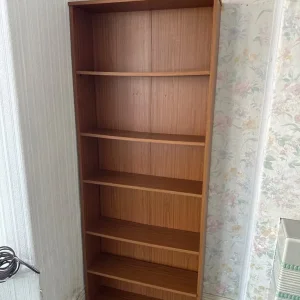 2 sets of shelves - Image 2
