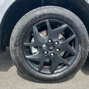 2024 Ford E-Transit 320 Sport Auto L1 SWB RWD 160kW 65kWh Low Roof - Image 8