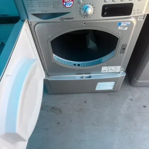 INDESIT 8KG SILVER CONDENSER DRYER - Image 2