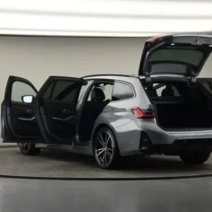 2022 BMW 3 Series 320d M Sport Touring Diesel Electric Hybrid - Image 7
