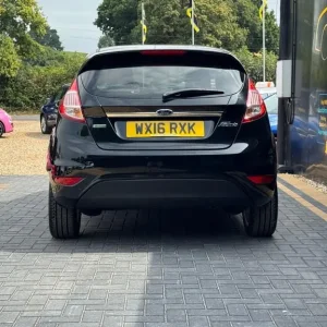 2016 Ford Fiesta 1.0T EcoBoost Titanium Euro 6 5-door hatchback petrol manual - Image 4