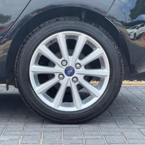 2016 Ford Fiesta 1.0T EcoBoost Titanium Euro 6 5-door hatchback petrol manual - Image 5