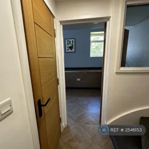 2 bedroom flat in Fitzhamon Embankment, CF11 - Image 2