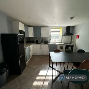 2 bedroom flat in Fitzhamon Embankment, CF11 - Image 5