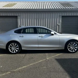 2018 Volvo S90 2.0 T4 GPF Momentum 4dr Petrol Auto - Image 6