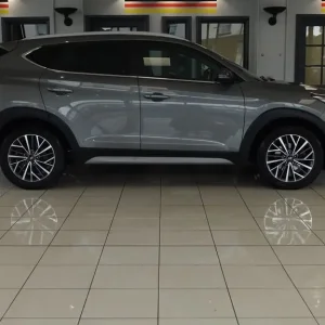 2018 Hyundai Tucson Estate 1.6 T-GDi Premium - Image 2