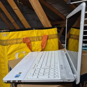 Sony Laptop - Image 2