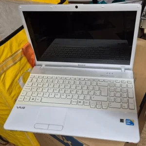 Sony Laptop - Image 4