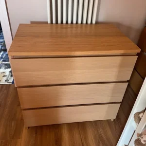 Ikea malm chest of drawers- white stained oak