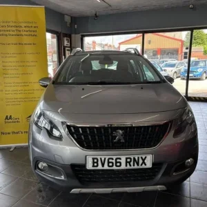 2016 Peugeot 2008 1.2 PureTech Allure 5-door Hatchback