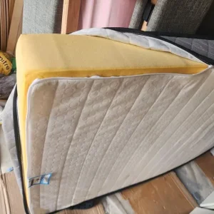 Single bed and memory foam mattress - Image 6