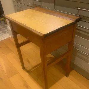 Children’s Desk and Chair - Image 5
