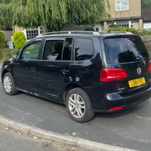 Volkswagen Touran 2012 1.6 TDI Automatic 5-door - Image 6