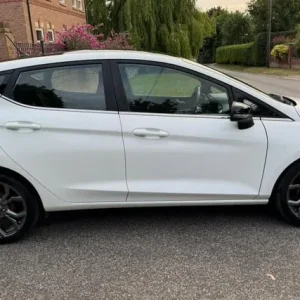 2018 Ford Fiesta 1.0T Zetec 5 Door – Bright White, Good Condition, Just Serviced - Image 6