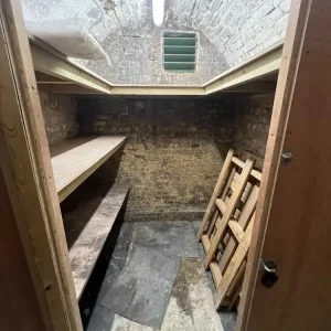 Basement storage space - Image 2