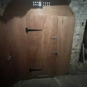 Basement storage space - Image 3