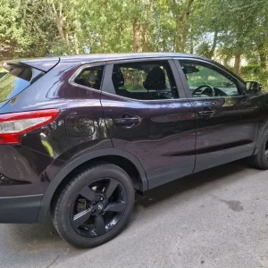 Nissan Qashqai 2015 1.5 Diesel Manual 5-door - Image 4