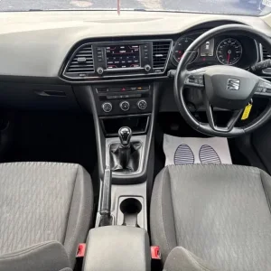2014 SEAT Leon 1.6 TDI CR SE Hatchback - Image 5
