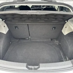 2014 SEAT Leon 1.6 TDI CR SE Hatchback - Image 7