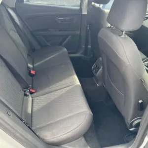 2014 SEAT Leon 1.6 TDI CR SE Hatchback - Image 8